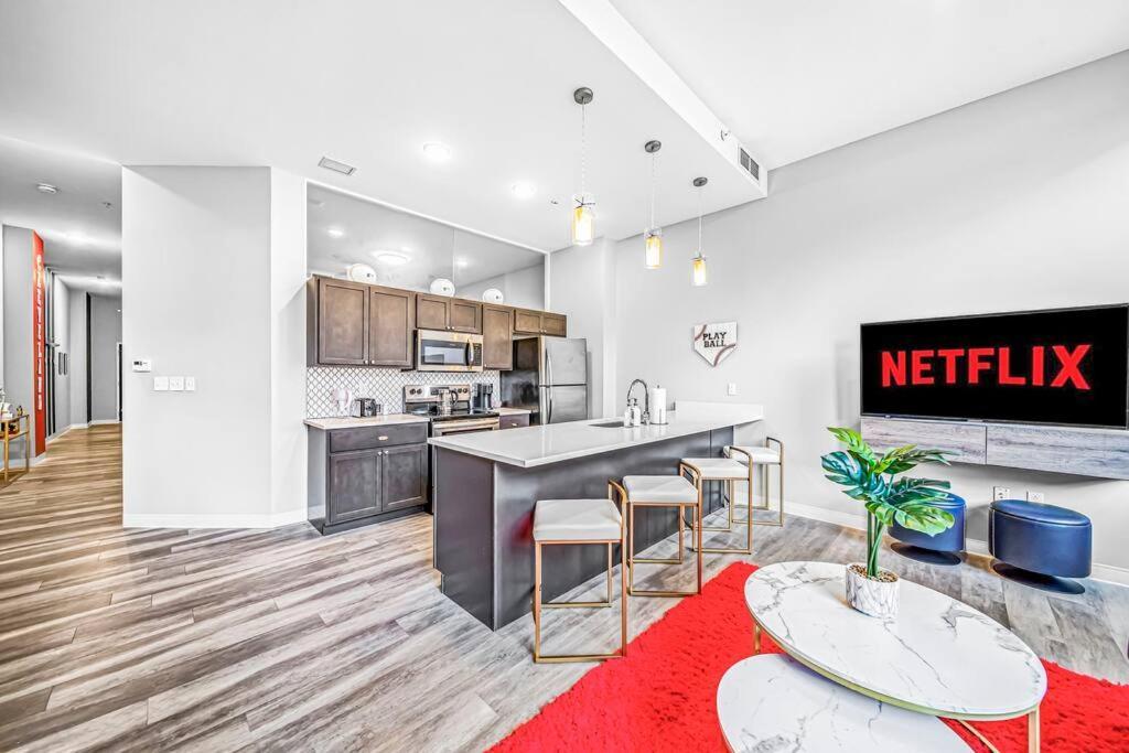 Apartamento 2Br Unit In The Heart Of Dt With View Of Playhouse Square, Pool & Gym Access- 305 Cleveland Exterior foto